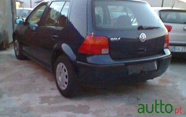 1999' Volkswagen Golf photo #1