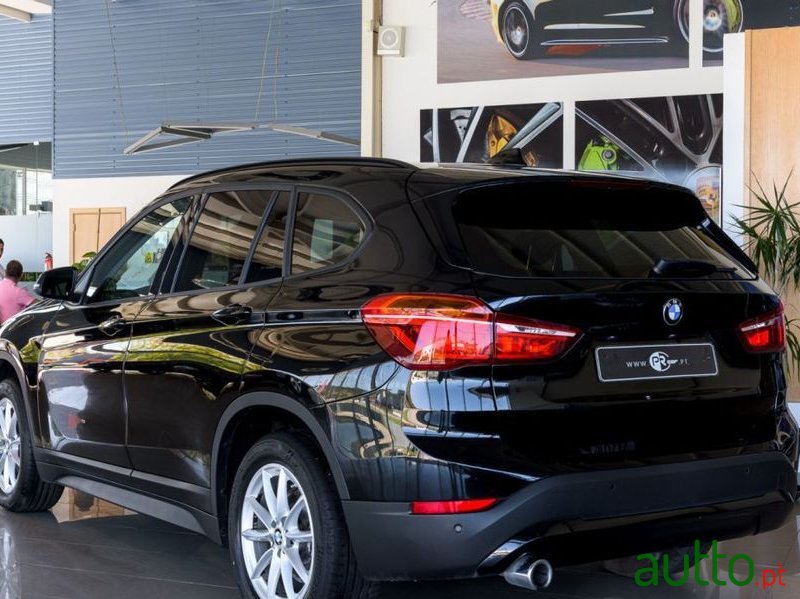 2020' BMW X1 16 D Sdrive Auto photo #5