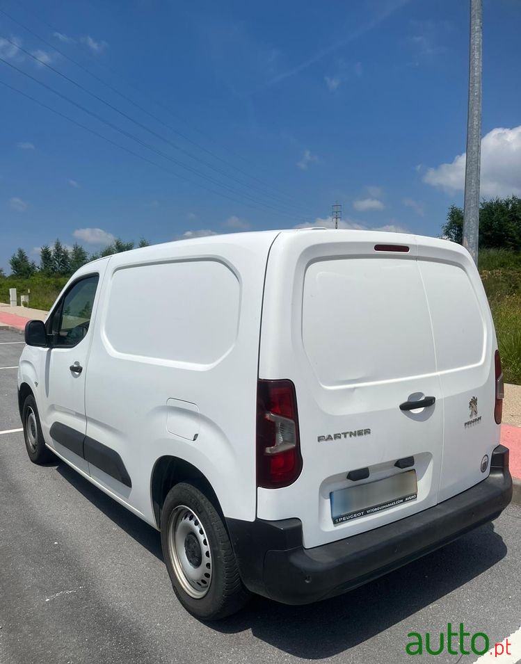 2019' Peugeot Partner photo #4