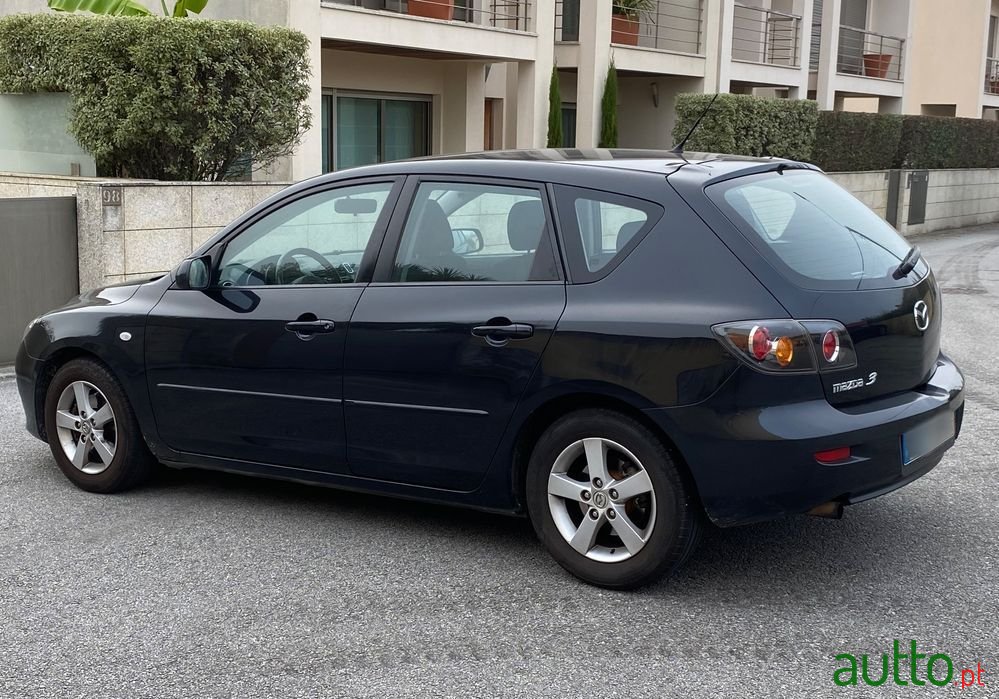 2005' Mazda 3 photo #1