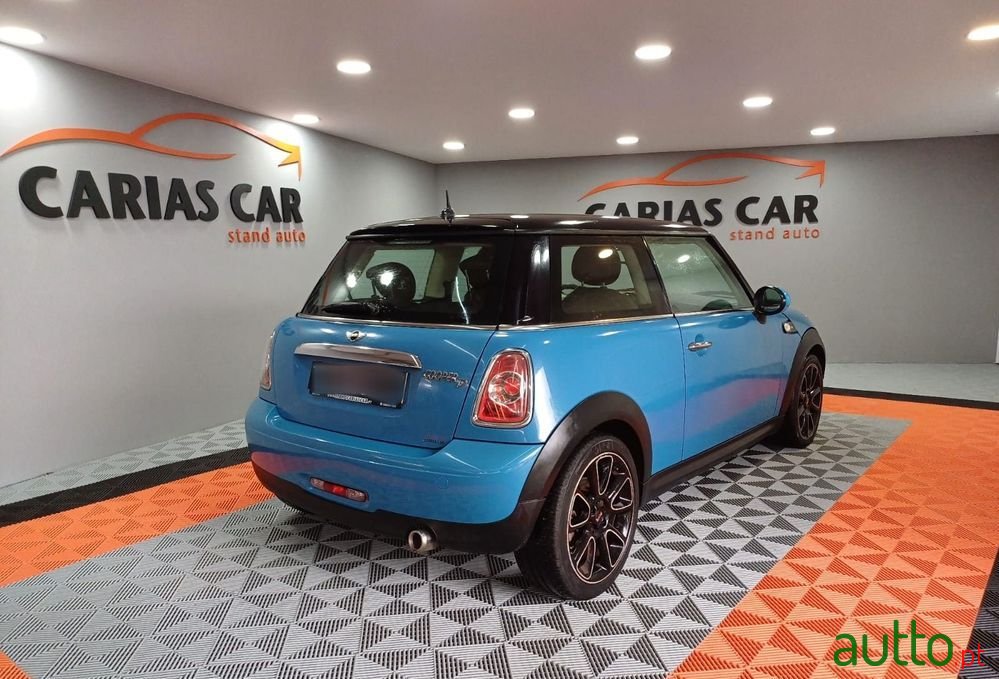 2012' MINI Cooper D 3 Portas photo #5