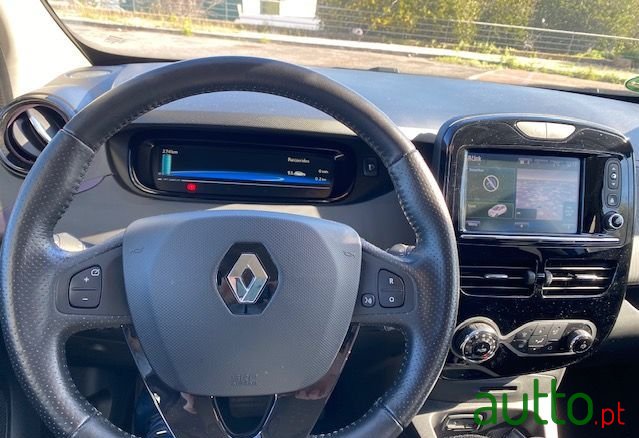 2019' Renault Zoe photo #4