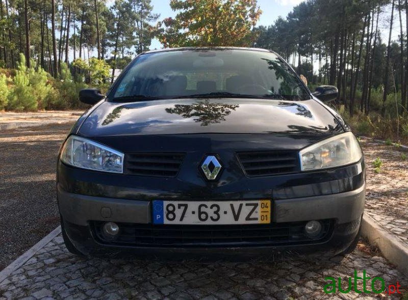 2004' Renault Megane photo #3