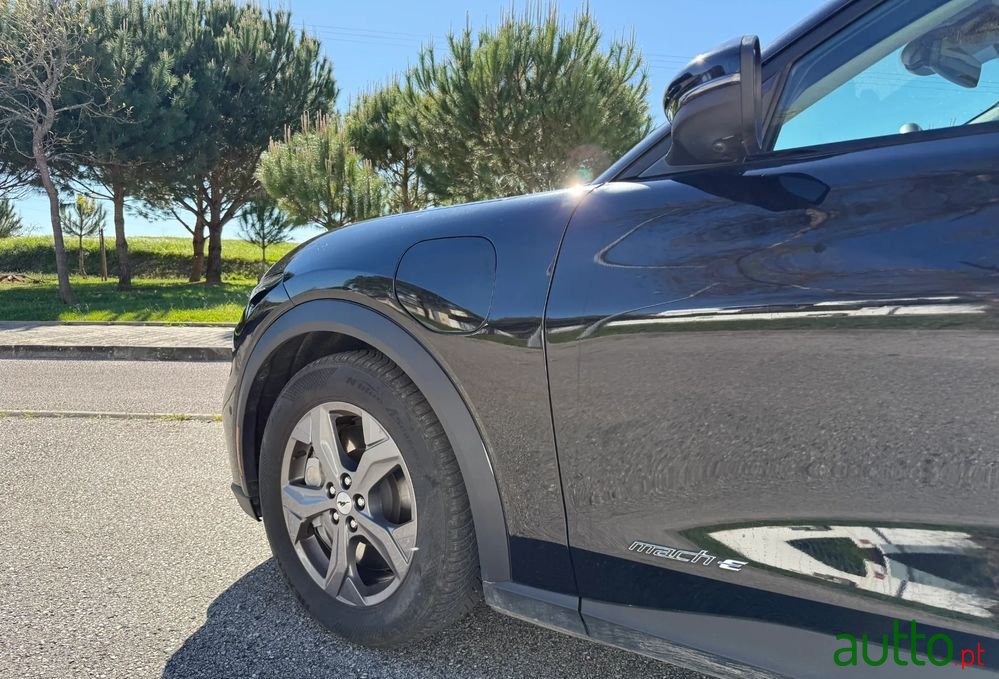 2023' Ford Mustang Mach-E 75.7 Kwh Base photo #4