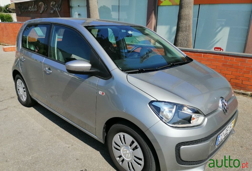 2015' Volkswagen Up photo #1