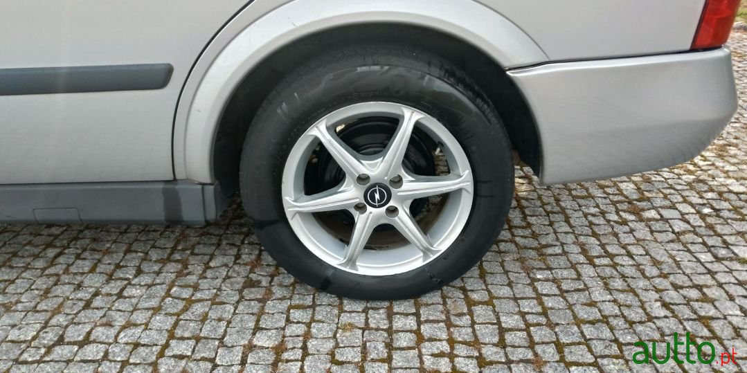2001' Opel Astra Caravan photo #6