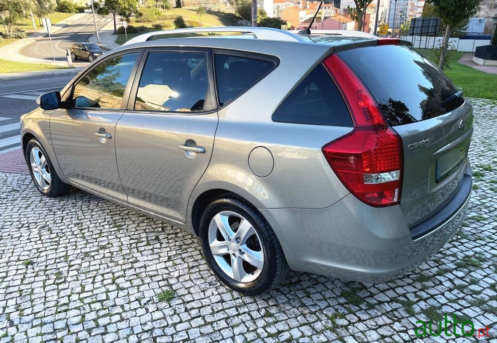 2013' Kia Ceed Sw photo #3