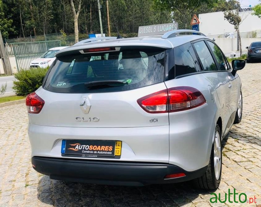 2014' Renault Clio Sport Tourer photo #3