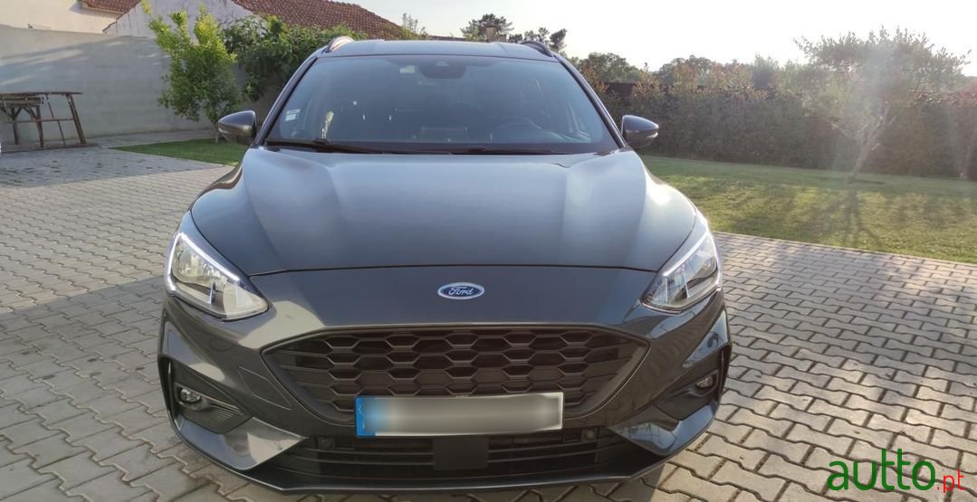 2018' Ford Focus Sw photo #2