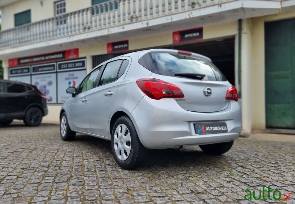 2015' Opel Corsa photo #4