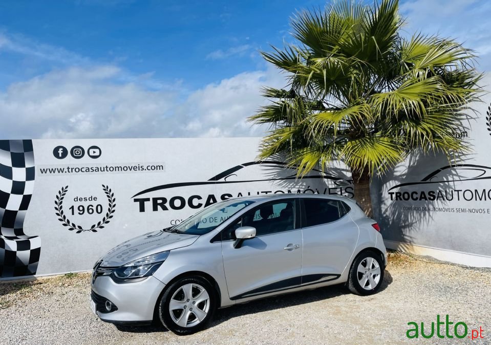 2016' Renault Clio photo #1