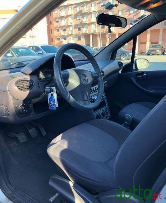 2004' Mercedes-Benz A-140 Classic photo #2