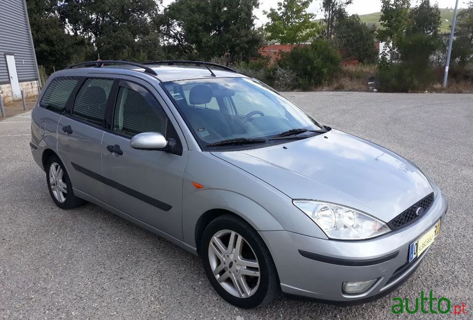 2003' Ford Focus Sw photo #5