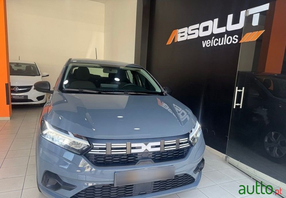 2023' Dacia Sandero photo #2