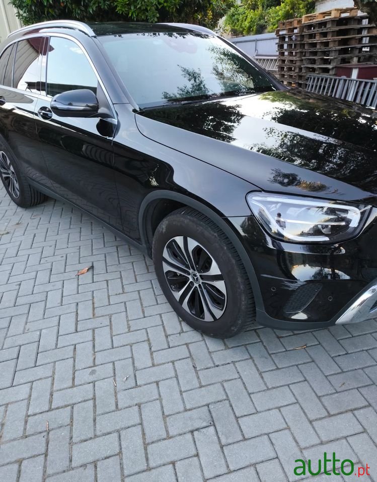 2021' Mercedes-Benz GLC 300 De 4Matic photo #5