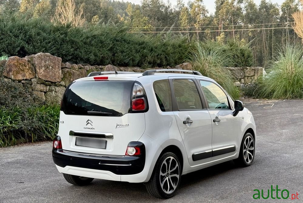 2017' Citroen C3 Picasso photo #3