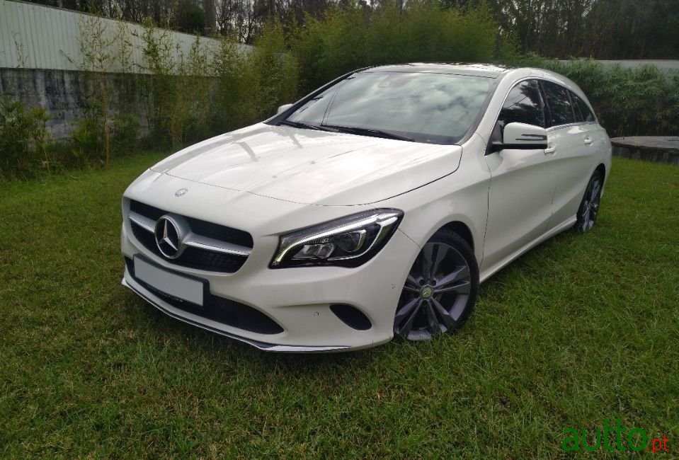 2017' Mercedes-Benz Cla-180 photo #3