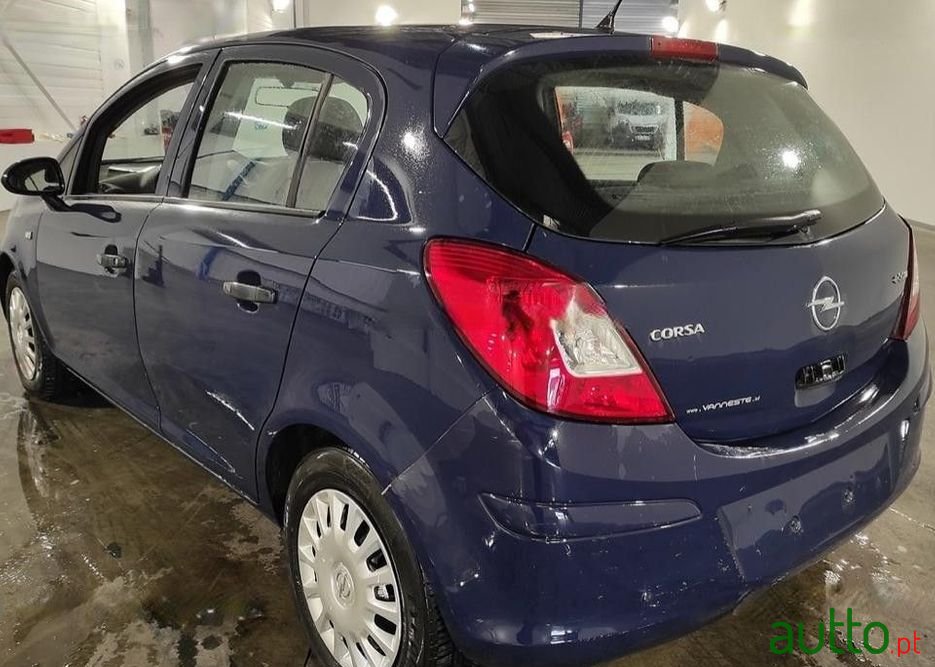 2010' Opel Corsa photo #5