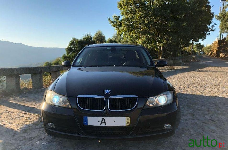 2005' BMW 320 photo #1