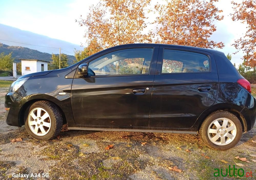 2017' Mitsubishi Space Star 1.0 photo #5