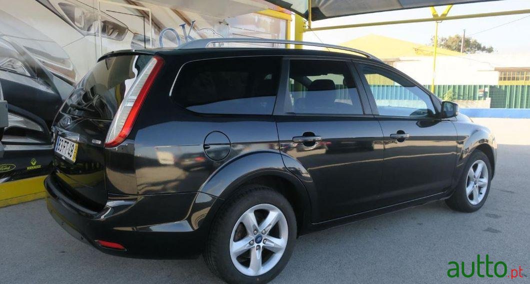 2008' Ford Focus Sw photo #1