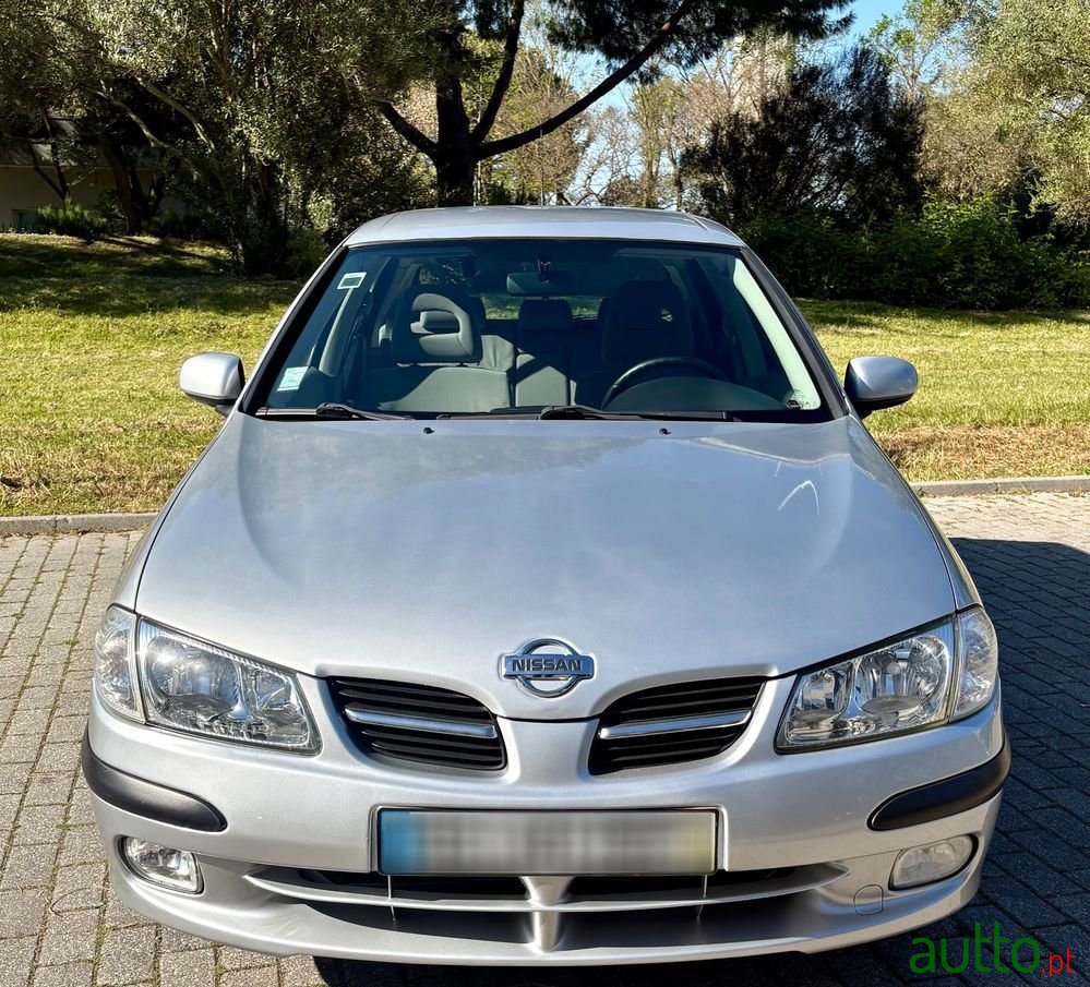 2001' Nissan Almera 1.5 Luxury photo #3
