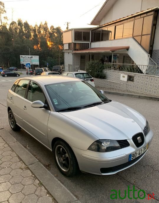 2002' SEAT Ibiza photo #3