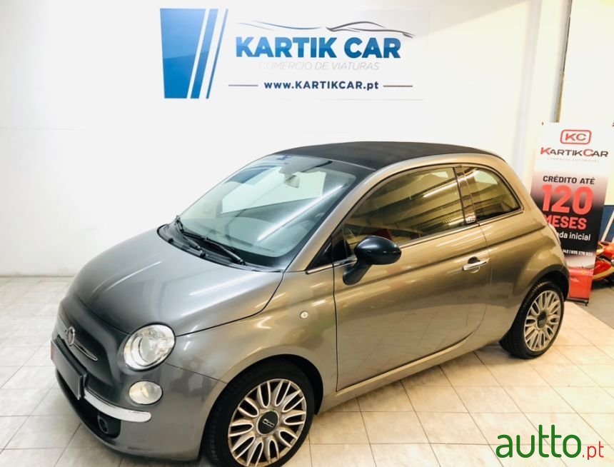 2015' Fiat 500C photo #2