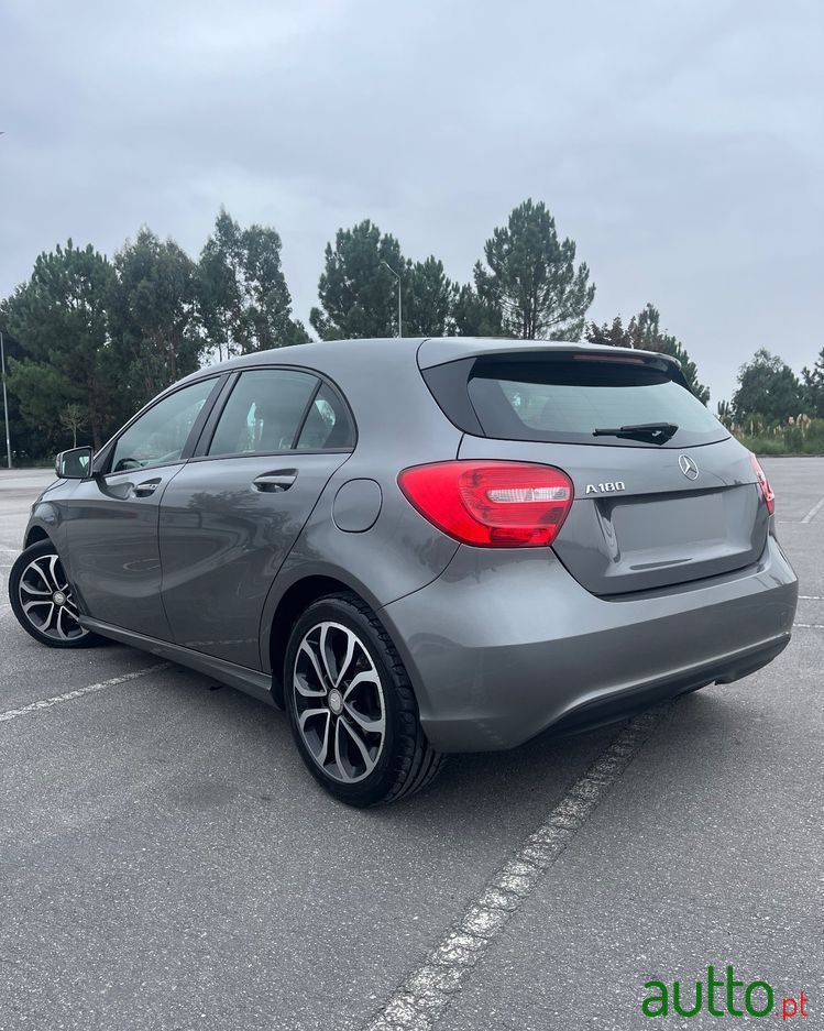 2013' Mercedes-Benz Classe A Standard photo #5