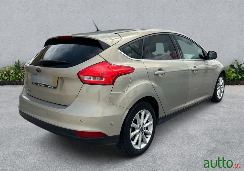 2015' Ford Focus photo #4