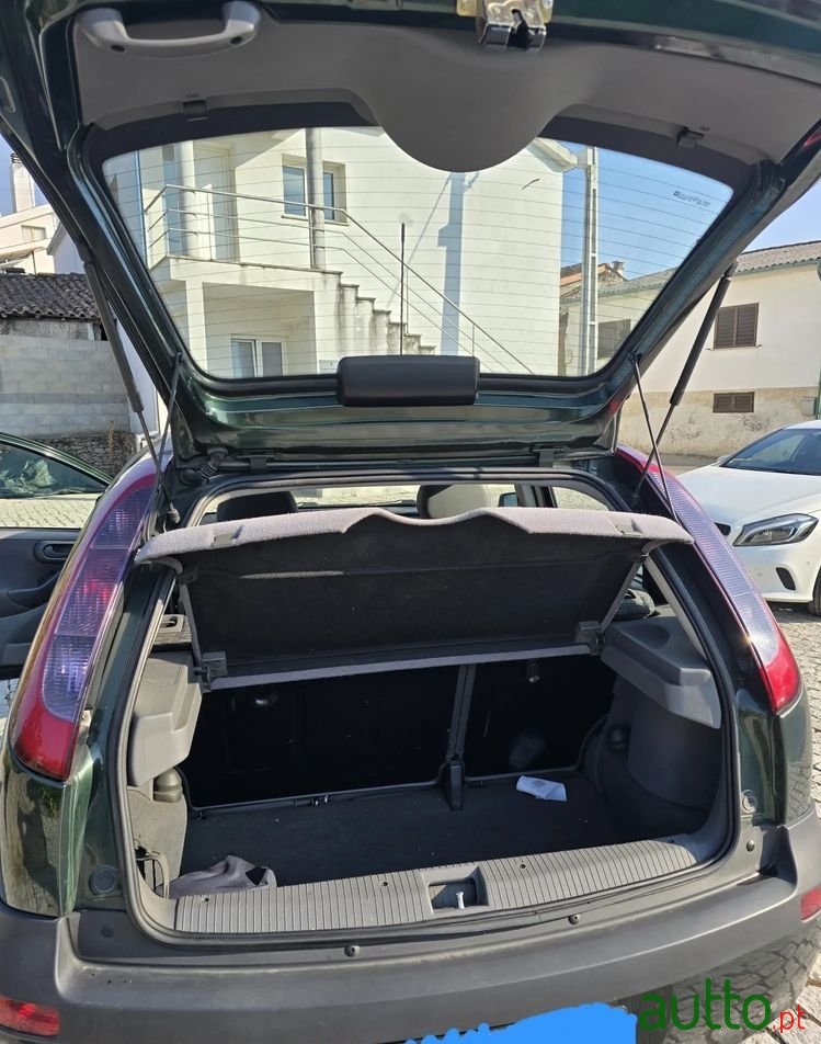 2001' Opel Corsa photo #6