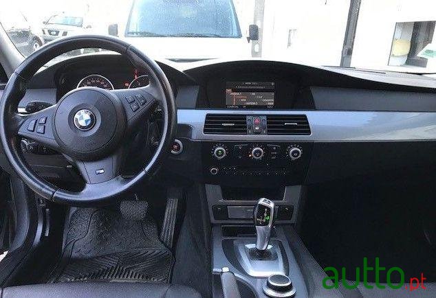 2007' BMW 530 photo #4