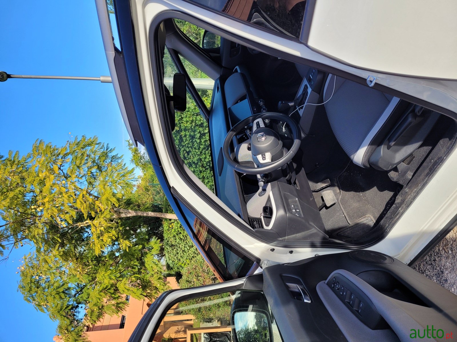 2022' Honda Jazz Hybrid photo #3