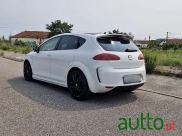 2008' SEAT Leon photo #3