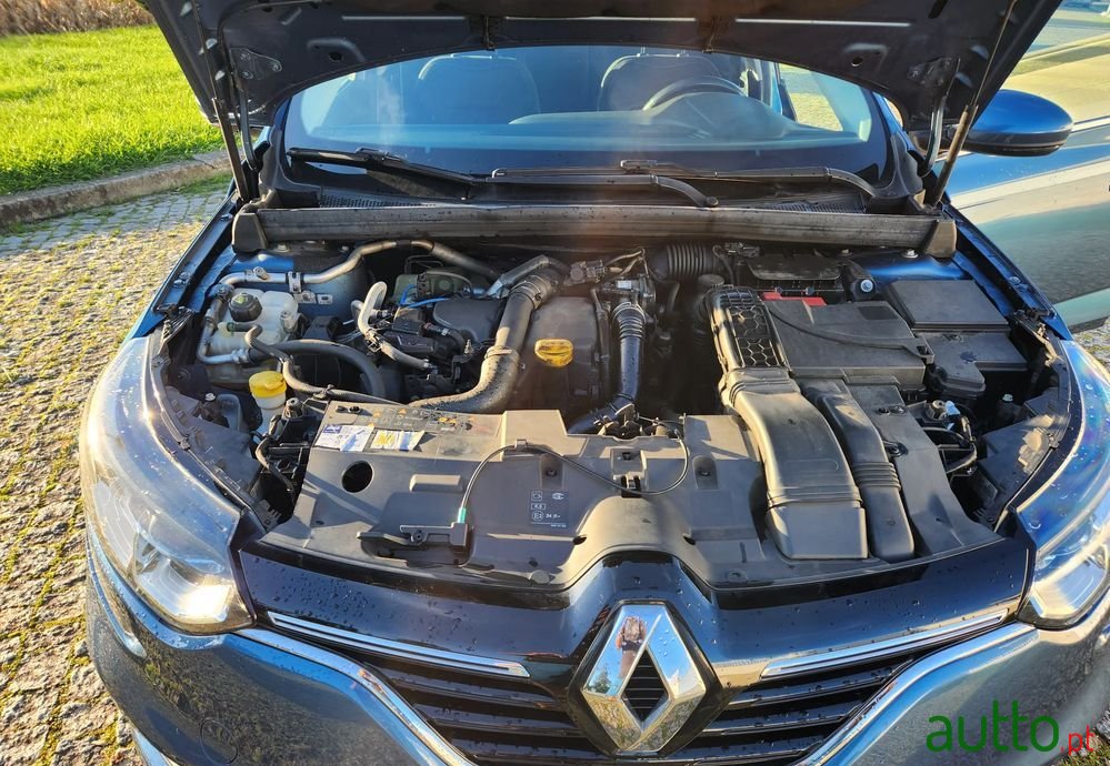 2017' Renault Mégane Sport Tourer photo #5