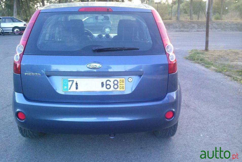 2006' Ford Fiesta photo #3