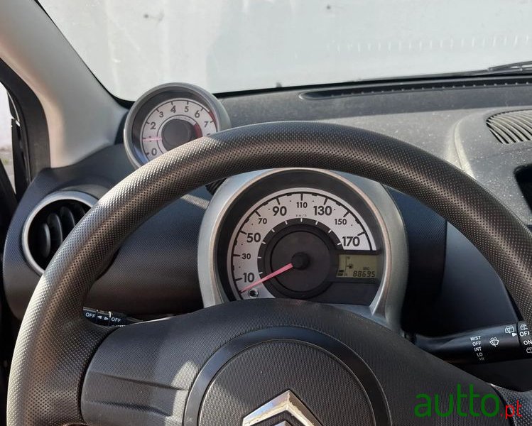 2009' Citroen C1 1.0 Sx photo #3