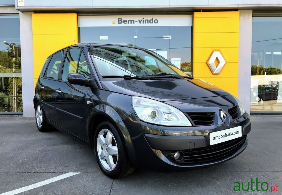 2008' Renault Scenic photo #1