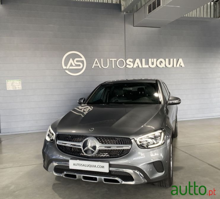 2022' Mercedes-Benz GLC 300 photo #1