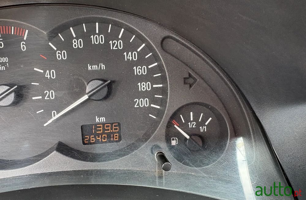 2005' Opel Corsa photo #6