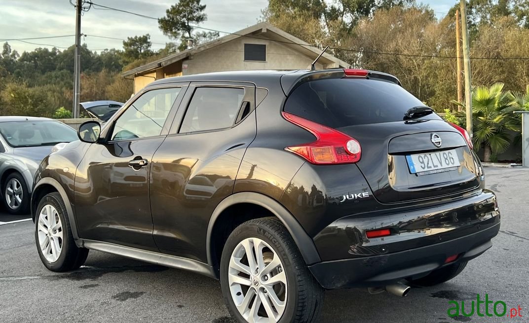 2011' Nissan Juke photo #3