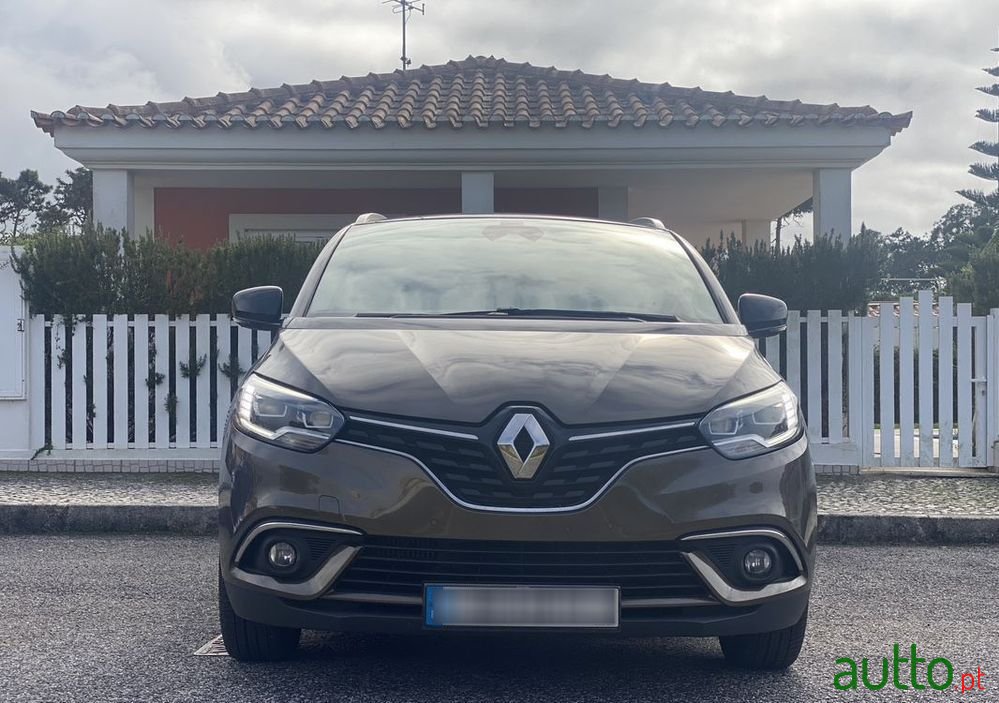 2018' Renault Grand Scenic photo #2