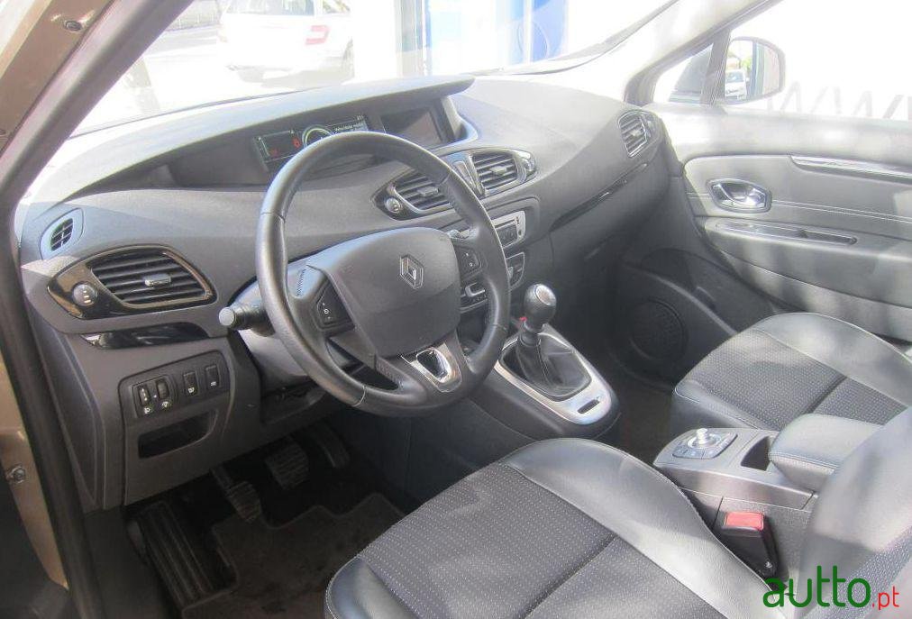 2015' Renault Grand Scenic 1.5 dCi Dynamique S SS photo #1