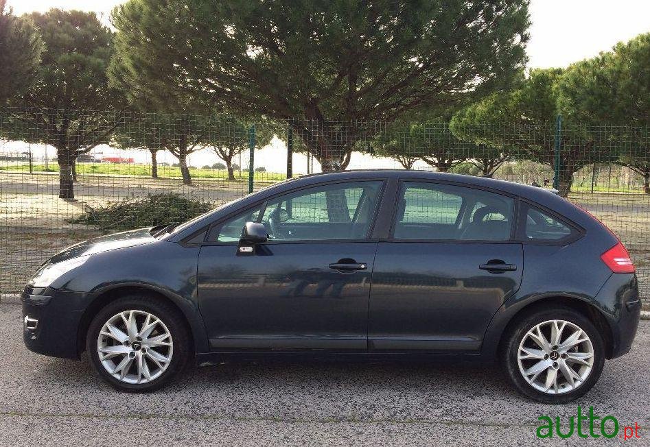 2008' Citroen C4 Thp photo #2