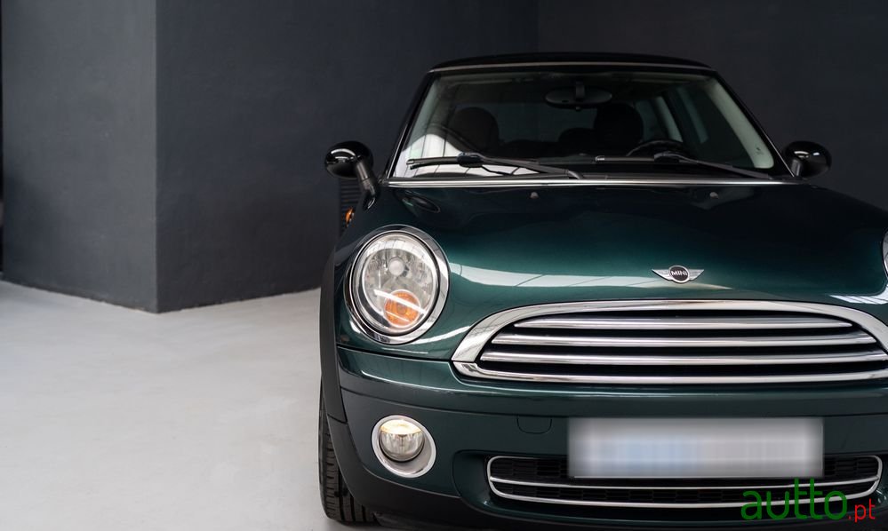 2007' MINI Cooper 3 Portas photo #4