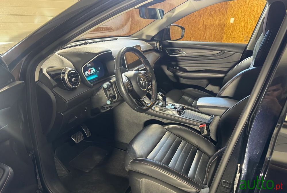 2022' MG EHS 1.5T-Gdi Luxury photo #4