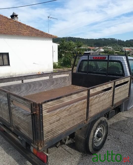 2006' Isuzu Rodeo photo #4