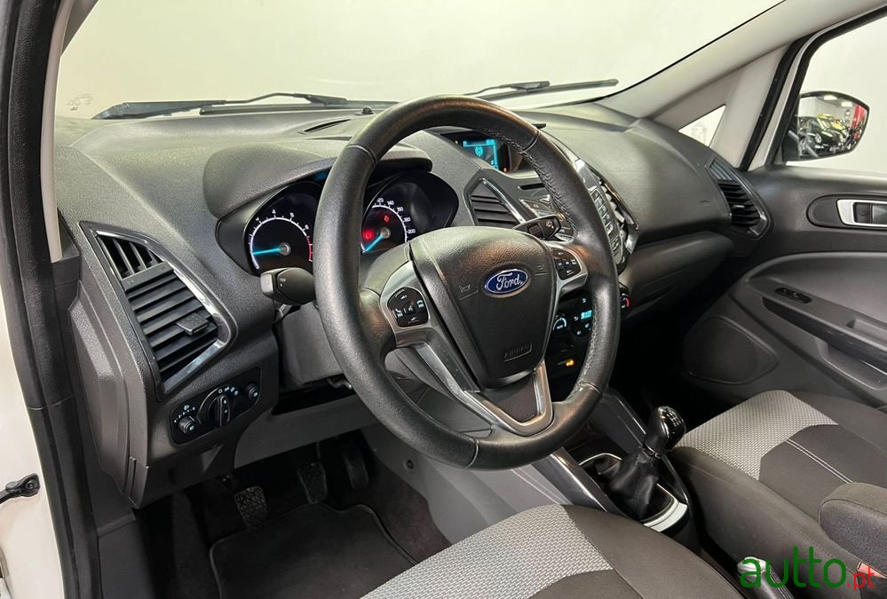 2015' Ford EcoSport photo #4
