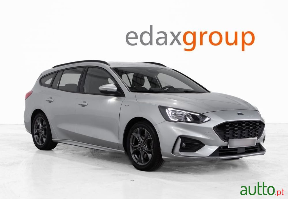 2021' Ford Focus Sw photo #1