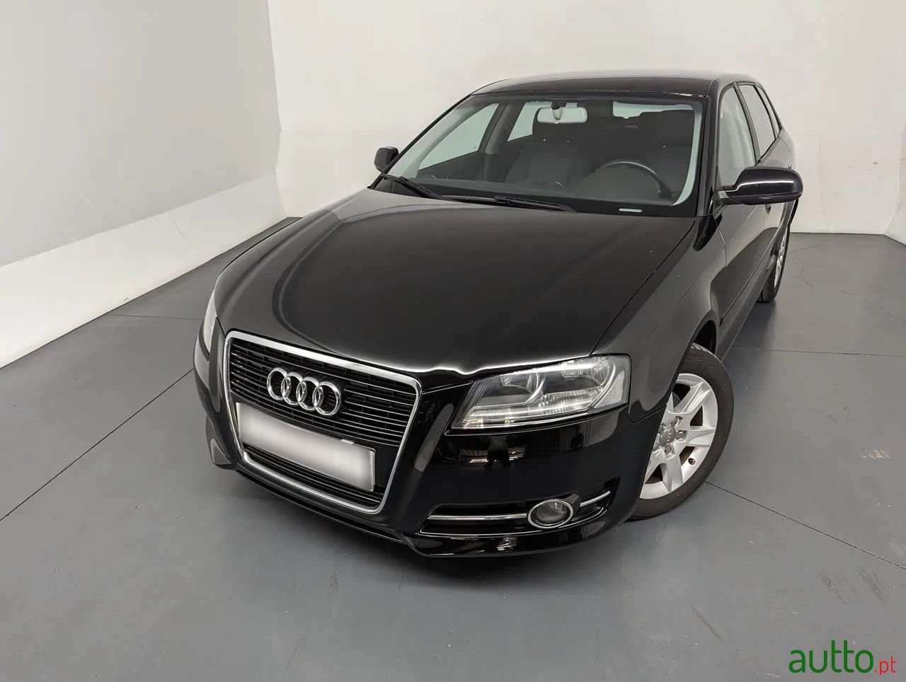 2011' Audi A3 Sportback photo #3